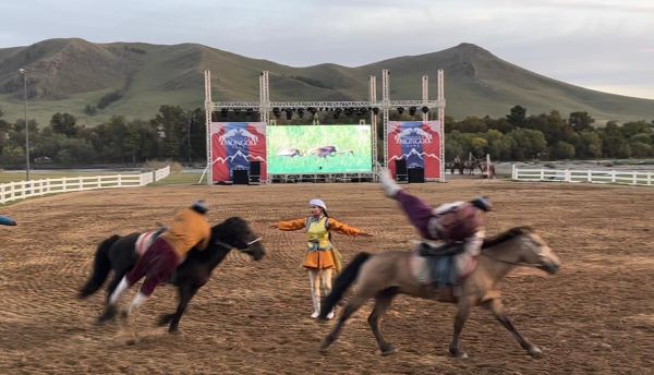 Cardinals, visiting Catholics, and the Vatican press corps were invited to experience Mongolian culture at a “Besreg Naadam” festival 24 miles outside the capital city of Ulaanbaatar on Sept. 1, 2023. The festival was filled with traditional Mongolian dancing, a wrestling tournament, musical performances, an archery competition, and a daring equestrian acrobatics show. Credit: Courtney Mares/CNA