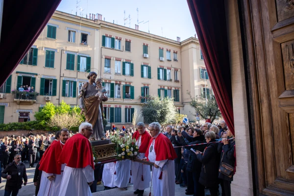 A St. Joseph’s procession leads to the Parish of San Giuseppe al Trionfale in Rome on March 19, 2025. Credit: Daniel Ibañez/CNA