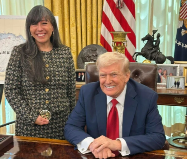 White House Faith Office Director Jennifer S. Korn and President Trump in the Oval Office. Credit: Courtesy of The White House