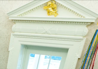 President Trump has placed two figurines, representing angels, to guard and keep watch over the Oval Office. Credit: Courtesy of The White House/Flickr