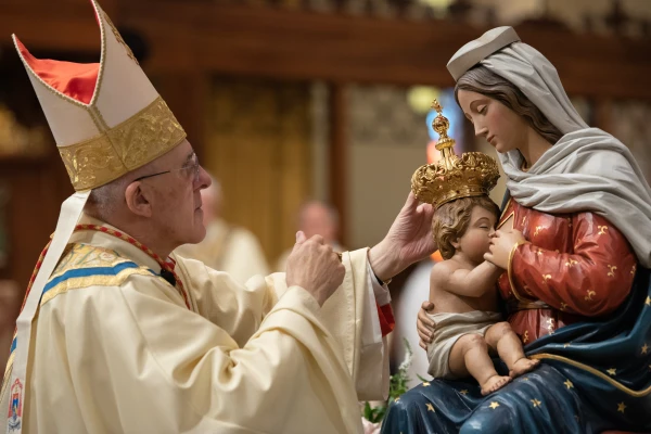 Cardinal Carlos Osoro Sierra of Madrid crowns the image of Our Lady of La Leche in St. Augustine, Florida. Credit: St. Augustine Catholic/Fran Ruchalski