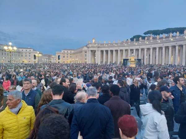 Thousands depart St. Peter's Square after praying the rosary for Pope Francis, Monday, April 21, 2025. Credit: Kristina Millare/CNA