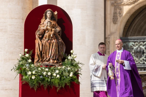 Archbishop Rino Fisichella incenses a statue of the Madonna and Child during the Jubilee of the Sick and Health Care Workers at St. Peter's Square, April 6, 2025. Credit: Daniel Ibáñez/CNA