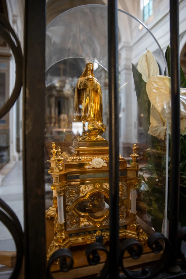 In celebration of the Jubilee of Hope, the Trinità dei Monti church is displaying the relics of St. Therese for public veneration all year and will host the Jubilee of Families at the end of May. Credit: Daniel Ibanez/CNA