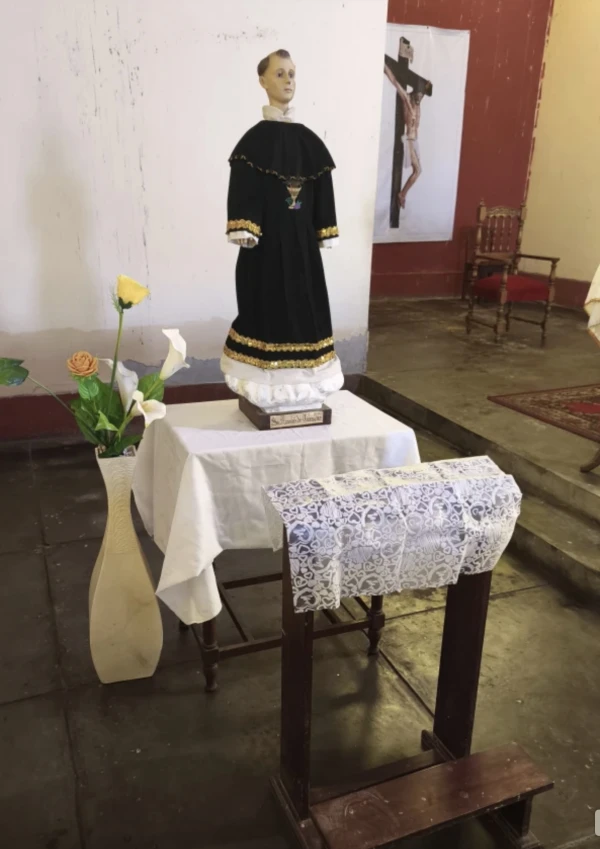 The statue of the saint inside the humble chapel dedicated to St. Nicholas of Tolentine near Chiclayo, Peru. Credit: Diego López Marina/EWTN News