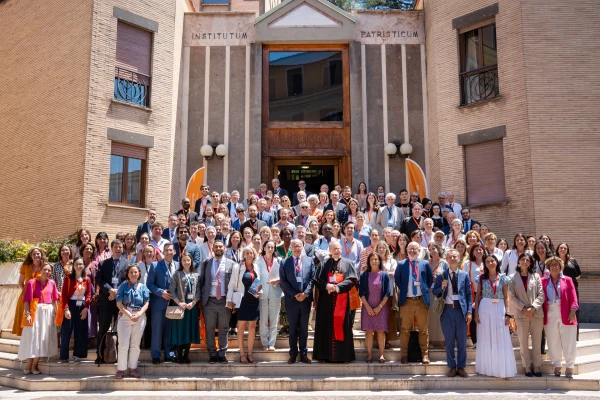 Participants gather for a group photo at the 3rd International Bioethics Conference at the Pontificio Istituto Augustinianum in Rome on May 31, 2025. Credit: Jérôme Lejeune Foundation