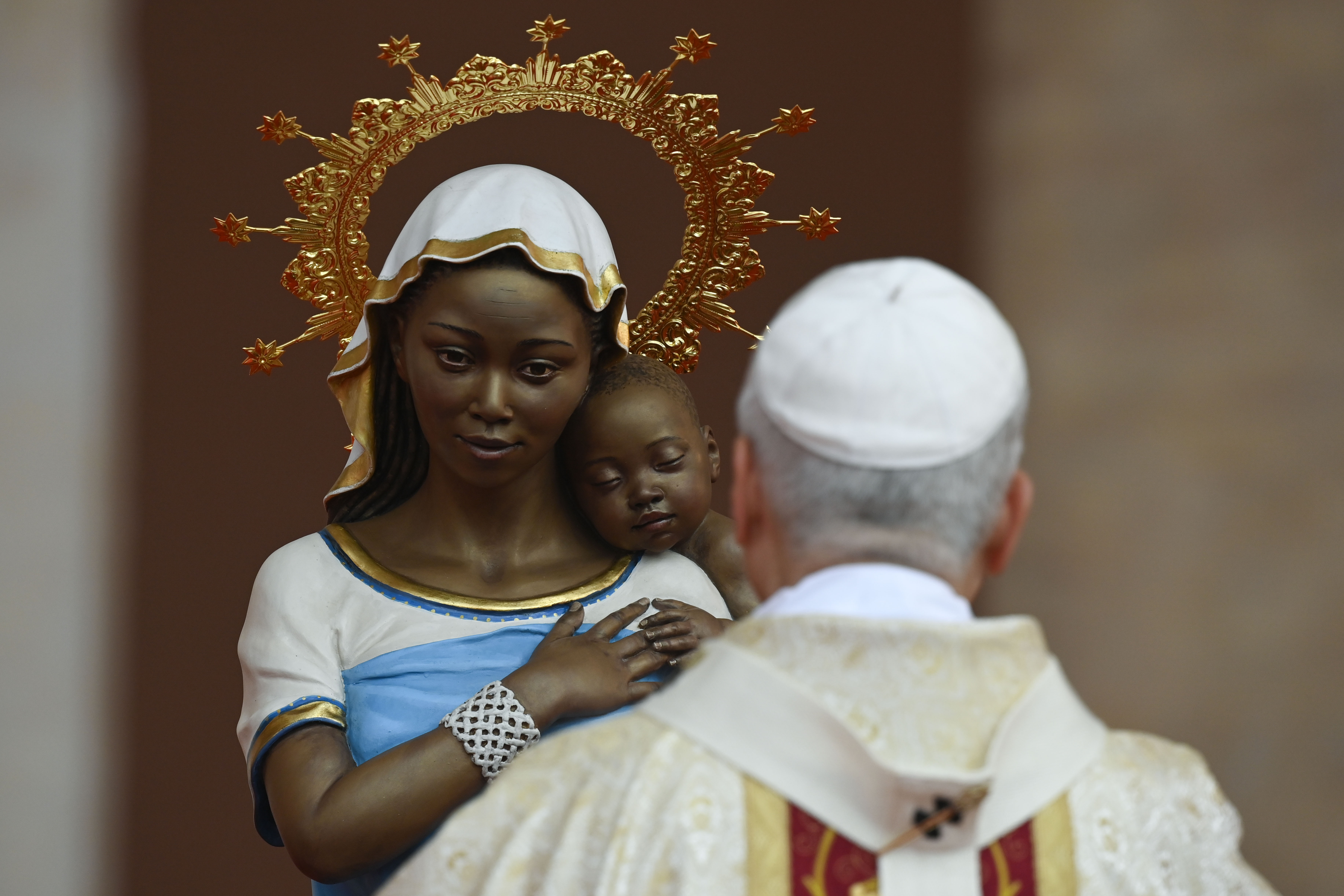 Pope Leo XIV views a statue of the Virgin Mother and Christ Child at Malabo Stadium in Equatorial Guinea, Thursday, April 23, 2026. | Credit: Vatican Media