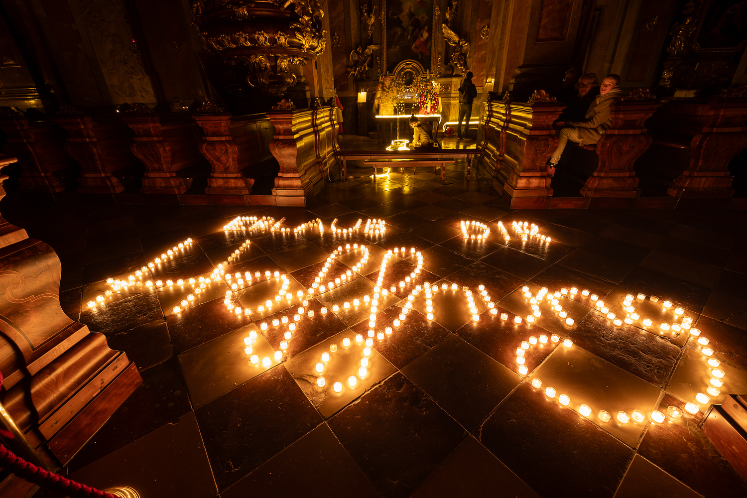 Candles spell out the word “hope” (“hoffnung”) on the floor of a church during the Long Night of Churches in the Diocese of St. Pölten, Austria. | Credit: Diocese of St. Pölten/Lange Nacht der Kirchen