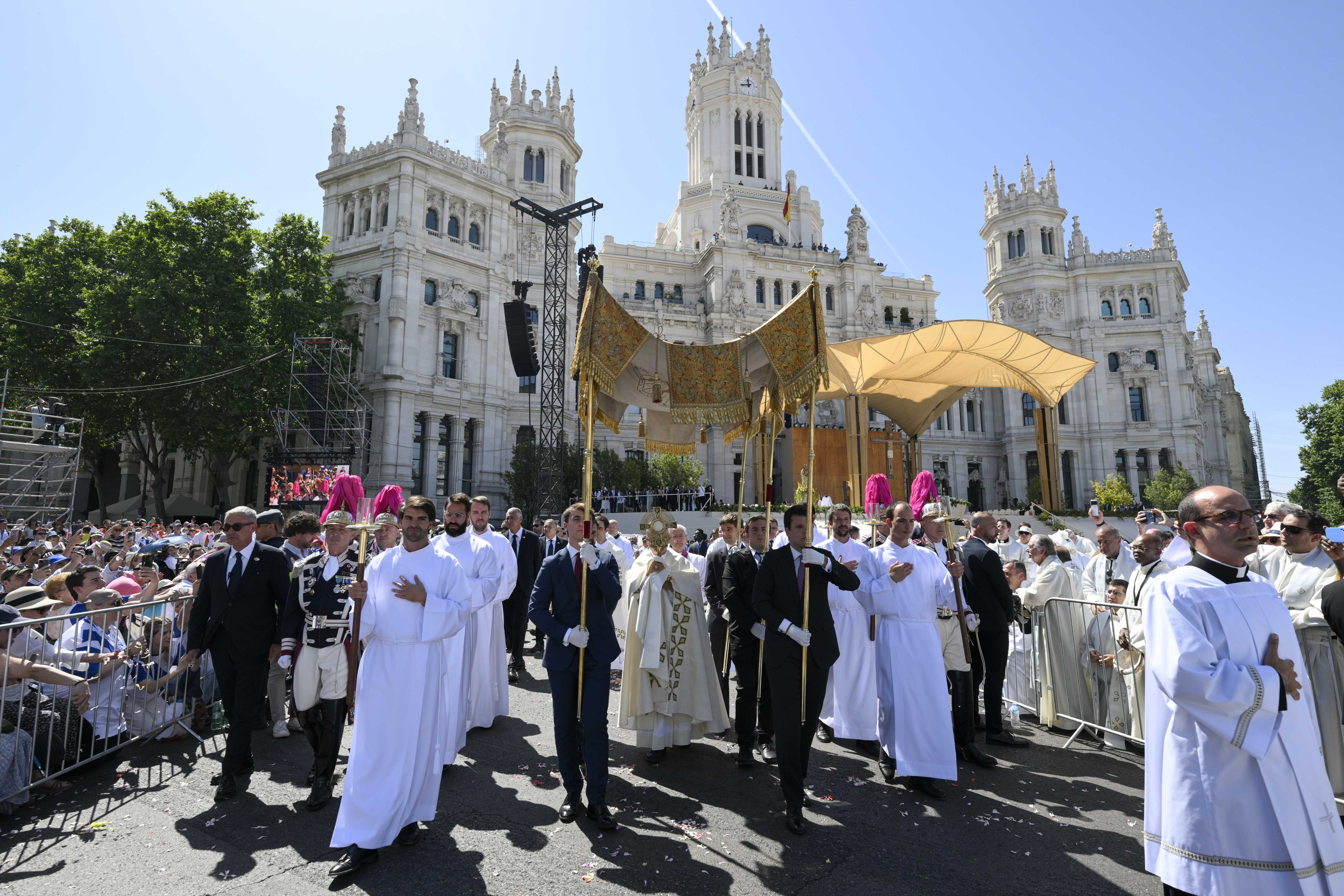 Pope Leo XIV walks during a Eucharistic procession during Mass at the Plaza de Cibeles in Madrid, June 7, 2026. The Holy Father said Mass in the historic plaza on the feast of Corpus Christi. | Credit: Vatican Media