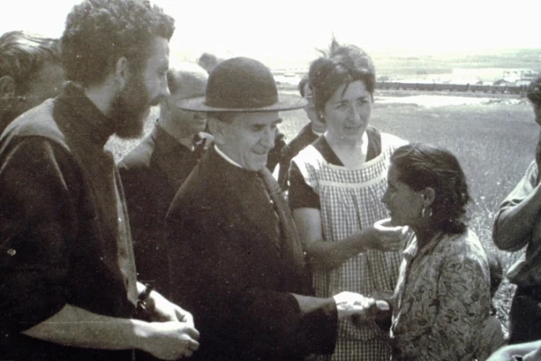 Kiko Argüello, Archbishop Casimiro Morcillo, and Carmen Hernández in the early years of their mission. | Credit: Photo courtesy of the Neocatechumenal Way