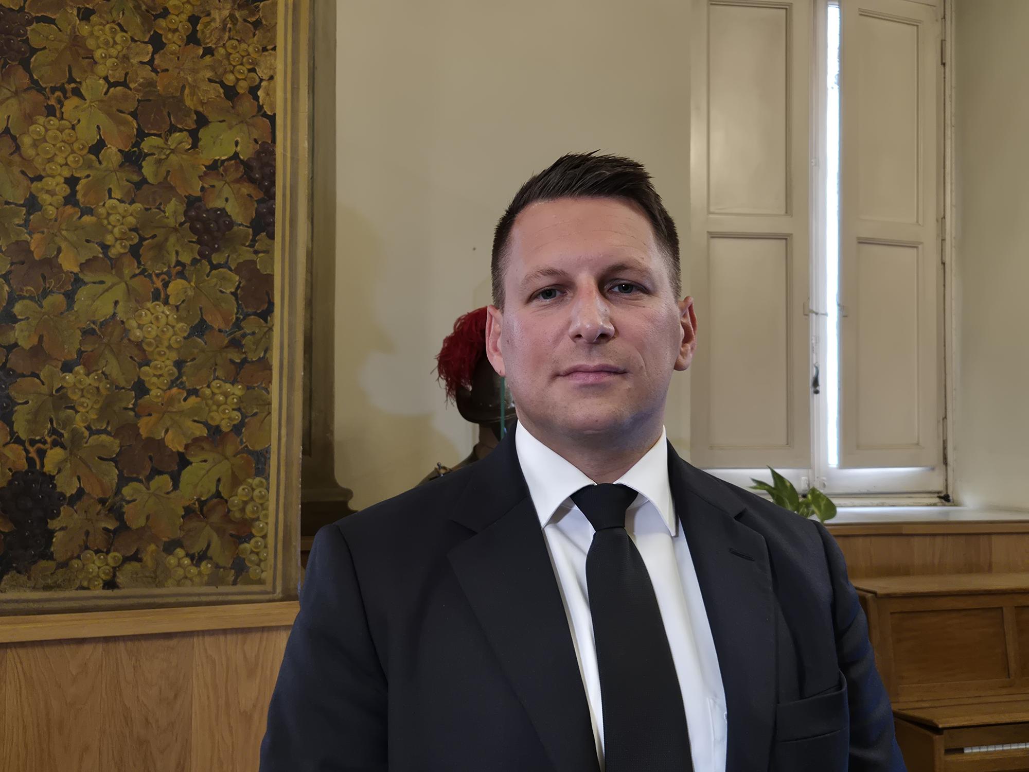 Sergeant Major Marco Radovinovic, a Swiss Guard responsible for the training of new recruits to the Pontifical Swiss Guard, speaks to EWTN News in the Swiss Guard barracks in the Vatican in October 2026. | Credit: Hannah Brockhaus/EWTN News