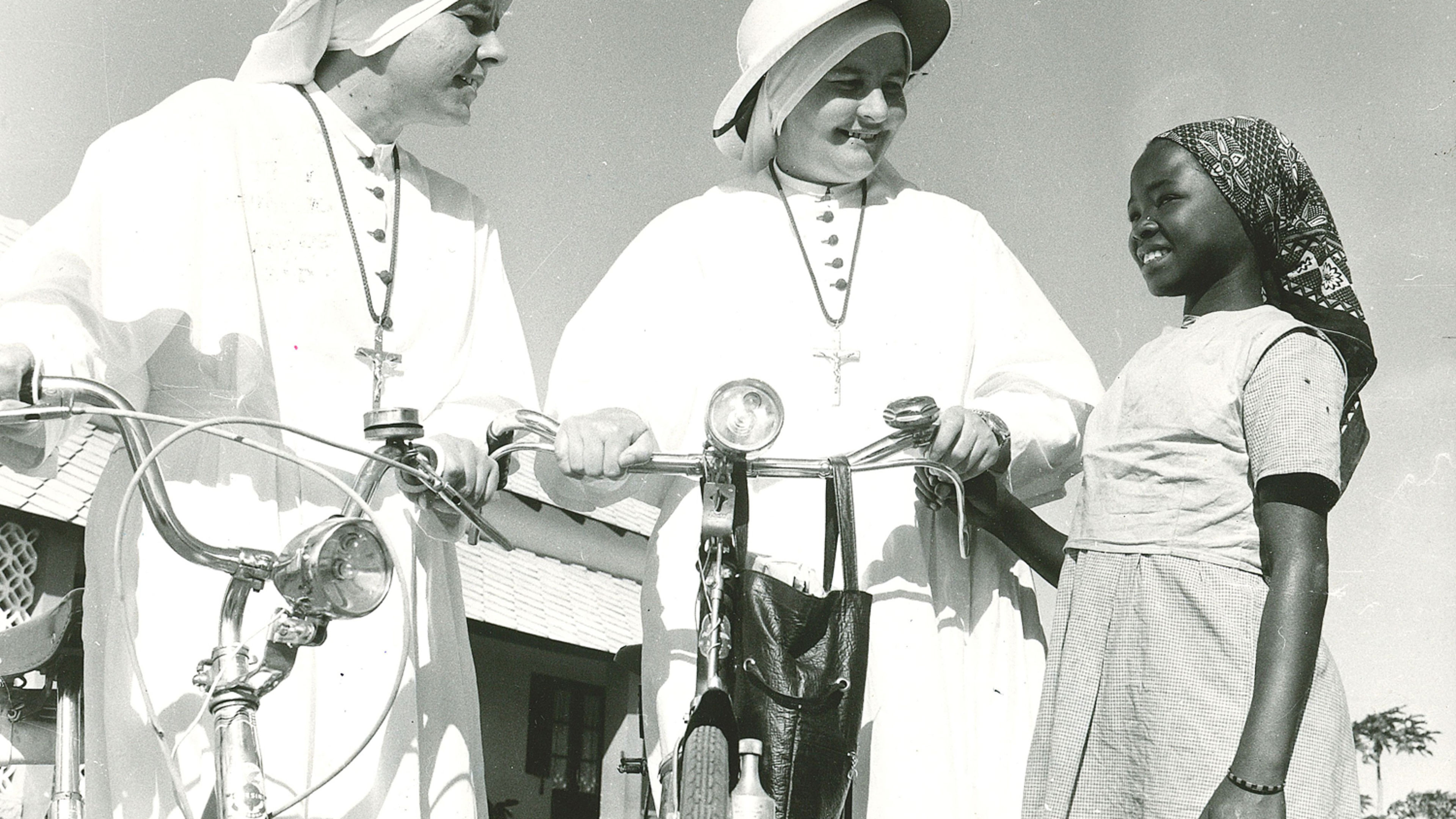 Two Comboni missionary sisters in Mozambique (undated photo). | Credit: Pontifical Mission Societies Spain